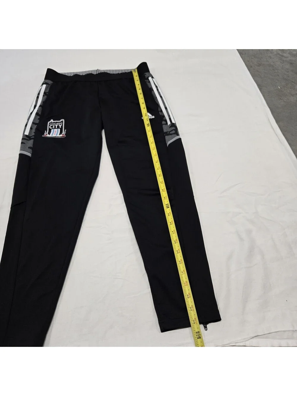 EUC Men's MEDIUM Adidas Chicago City Soccer Club Track Pants Black Logo Patch